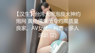 偷窥漂亮少妇洗香香