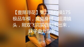 酒吧女厕全景偷拍长发红唇美女⭐肥逼黑黑长，长的穴毛