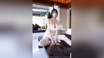 美女主播洗脸全程走光露点