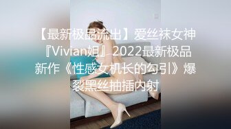 丈母娘疼女婿在家激情啪啪给狼友看，口交大鸡巴让小哥吃奶舔逼舔菊花精彩又刺激，淫声荡语不断