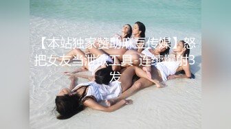 贵在真实，年轻小姐姐聚集地，游泳馆女士换衣淋浴间内部曝光，环肥燕瘦好多白花花的胴体，每个角落都拍一遍